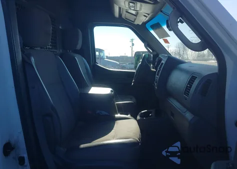 2015 Nissan Nv Cargo Nv2500 Hd Sv V8 из США, поврежденный, VIN 1N6AF0LX8FN806432